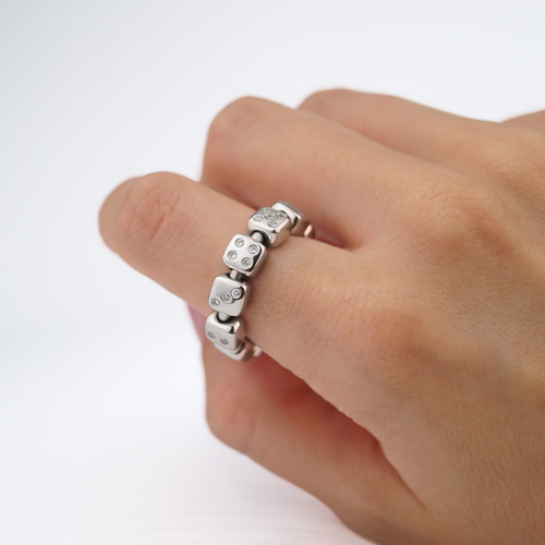 Dice Ring